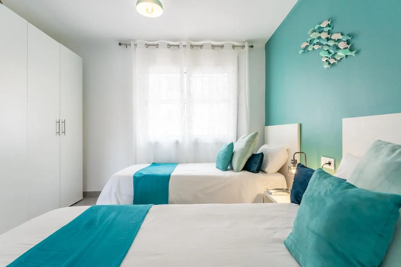 Διαμέρισμα Beach Front Retro Hideaway In Σαλού