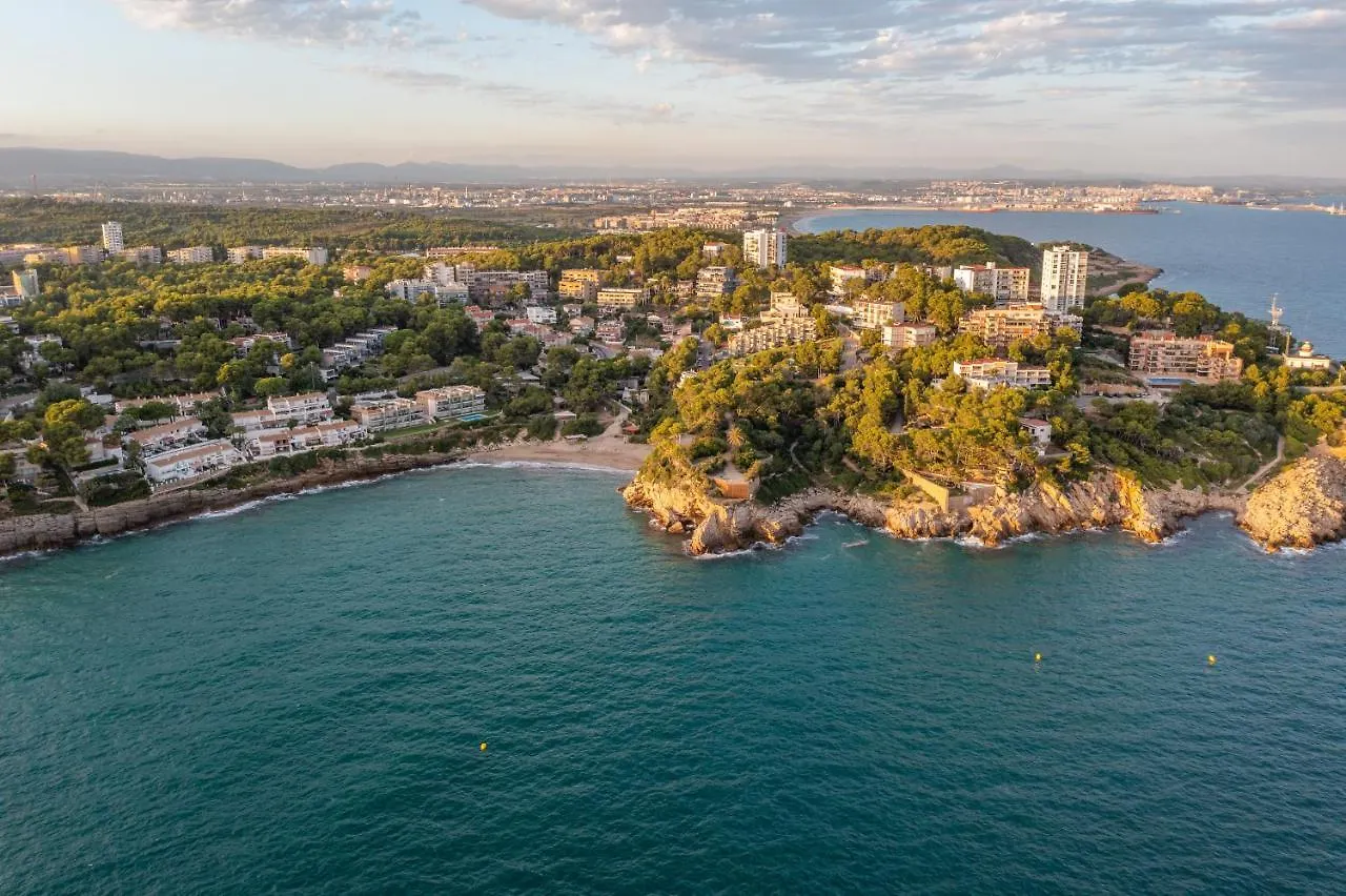 Διαμέρισμα Beach Front Retro Hideaway In Σαλού